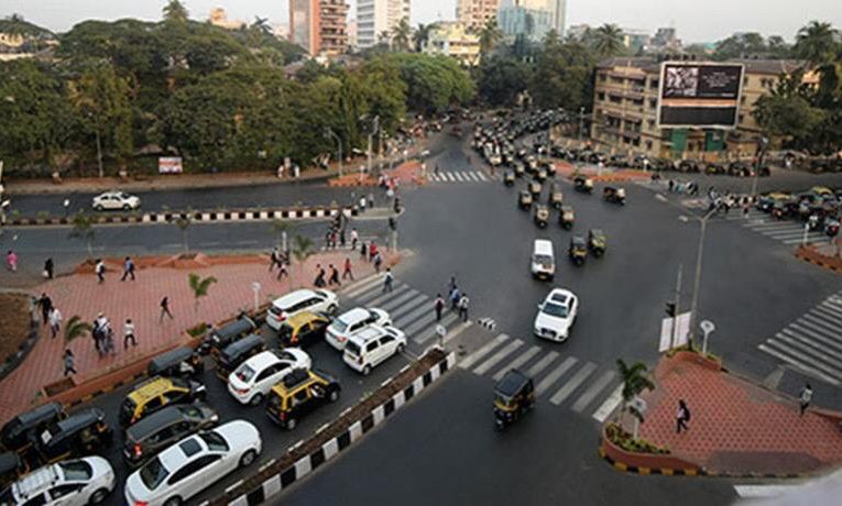 अब स्मार्ट होंगे काशी के चौराहे