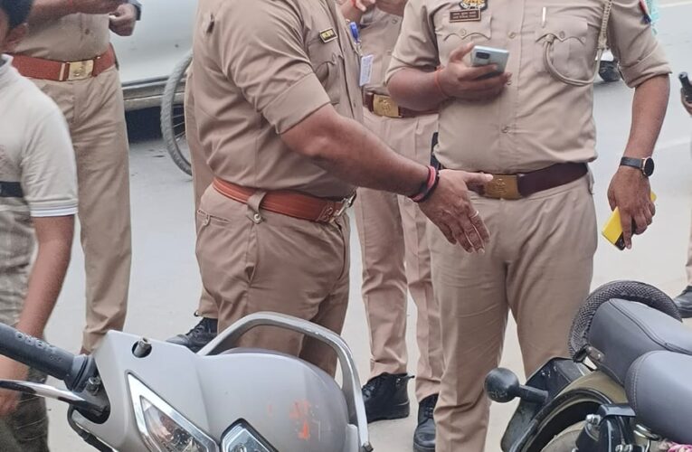 पुलिस कमिश्नर के आदेश पर मंडुवाडीह में अतिक्रमण व 3 सवारियों के खिलाफ चला अभियान