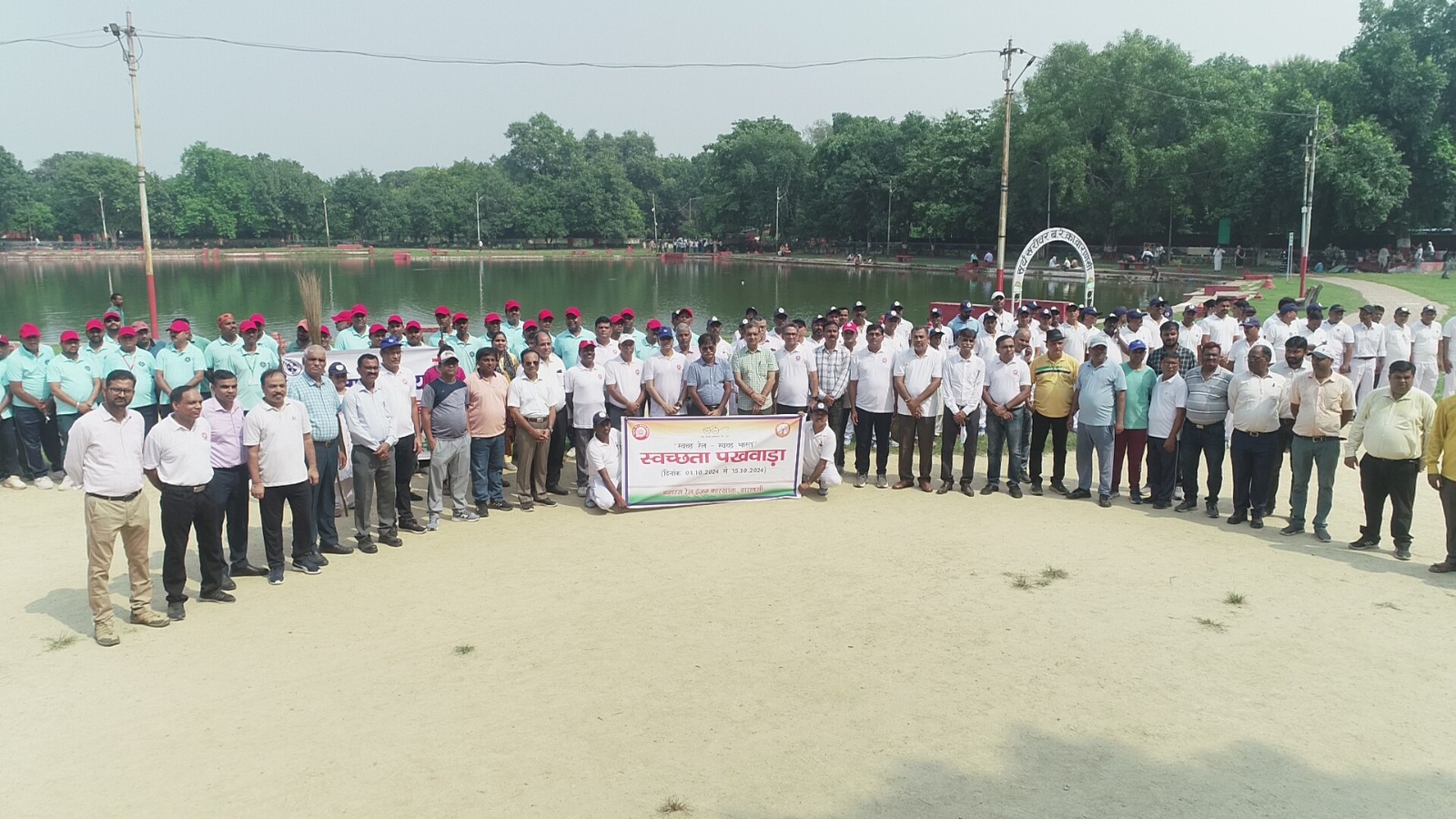 Cleanliness mega shramdaan organized on Swachhta India Day in Bareka