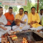 A Kundiya Yagna was performed at the Sarangnath temple to celebrate the victory of the BJP National Minister in the Jammu and Kashmir Legislative Assembly and to form the BJP government.