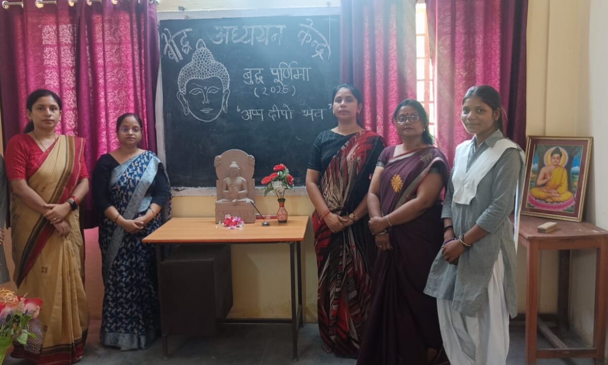 On Buddha Purnima, a seminar was organized in Shri Agrasen Girls PG College