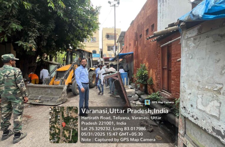 अतिक्रमण पर नगर निगम का शिकंजा: दूसरे दिन भी चला बुलडोजर, ₹75 हजार वसूला गया जुर्माना