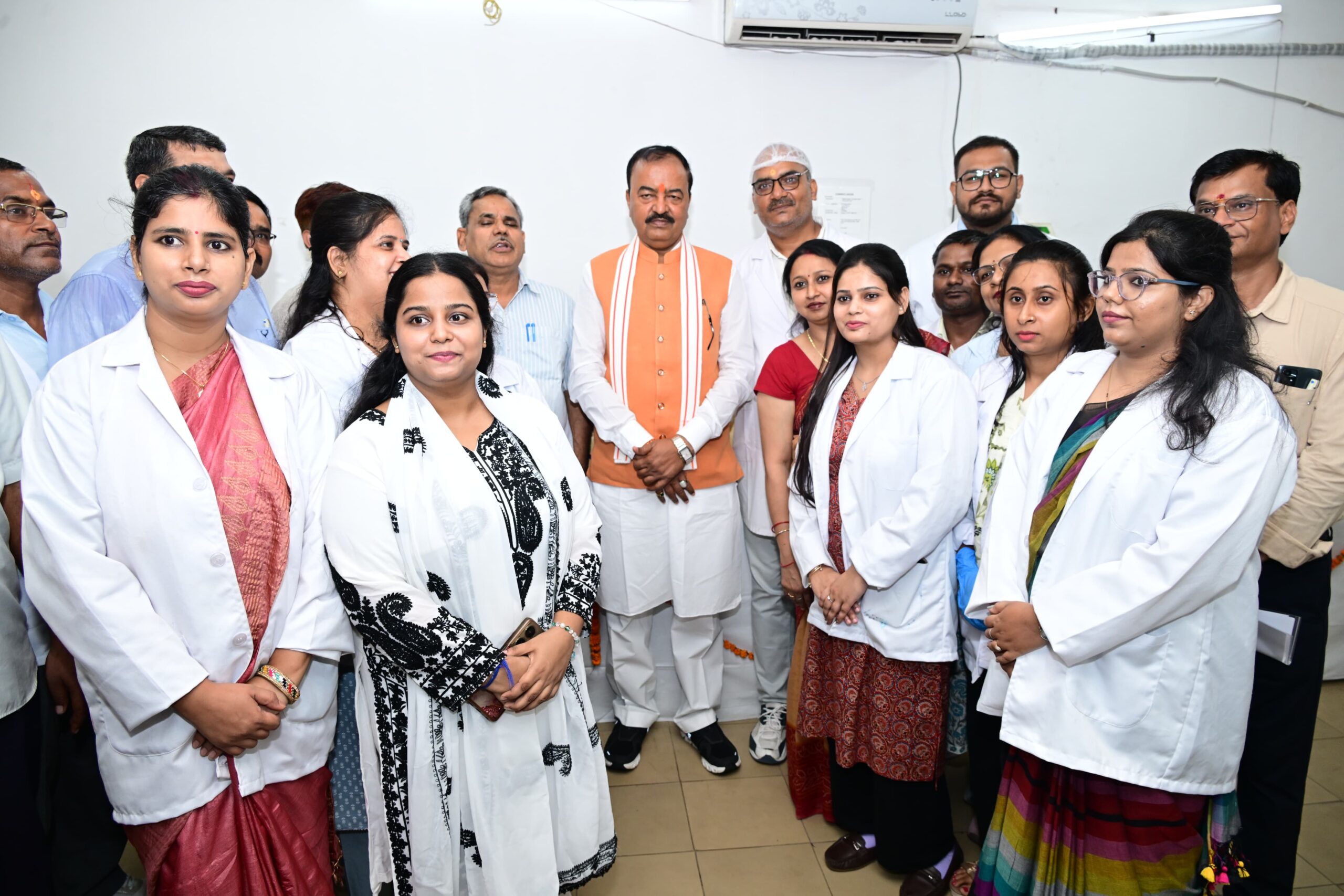 Deputy Chief Minister Shri Keshav Prasad Maurya performed the foundation stone laying ceremony and *Bhoomi Pujan* for a women's hostel in Lucknow.