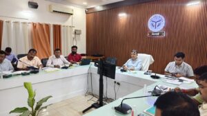 फार्मर रजिस्ट्री एवं फैमिली आईडी बनाने के कार्य में तेजी लाये जाने हेतु दिए निर्देश
