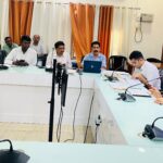 डीएम की अध्यक्षता में सी0एम0 डैशबोर्ड पर विकास कार्यक्रमों की समीक्षा हुई