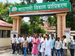 विकास प्राधिकरण द्वारा काले कानून के आड़ में लॉन व्यापारियों के उत्पीड़न बर्दास्त नहीं किया जायेगा…मित्युंजय सोनकर