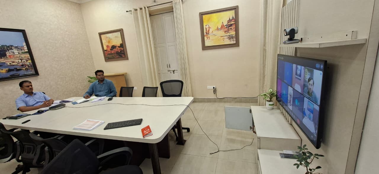 मंडलायुक्त की अध्यक्षता में आपदा प्रबंधन एवं बाढ़ की तैयारियों हेतु समीक्षा बैठक संपन्न