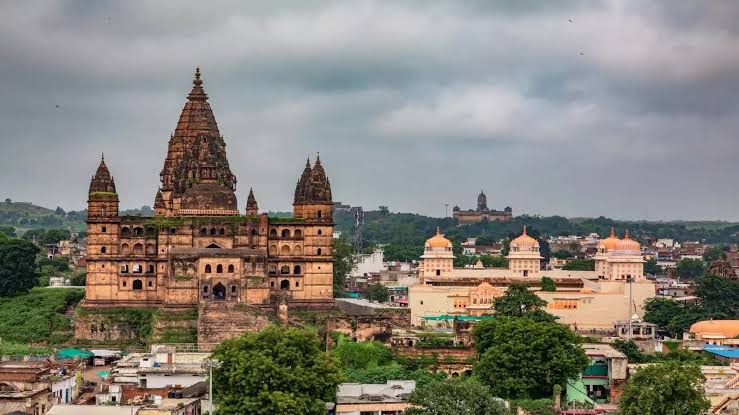 The government has constituted a committee headed by the Chief Secretary to get Orchha included in the UNESCO World Heritage List.