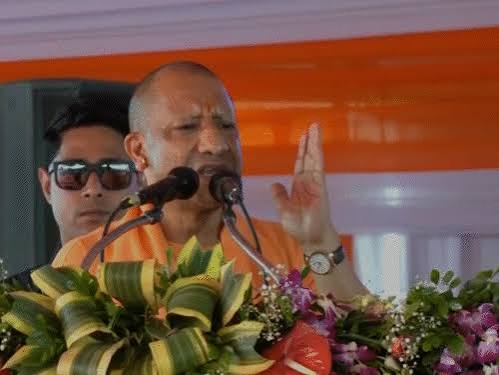 "It seems the MP has hosted a feast," quipped CM Yogi, adding that development has given the city a new identity.