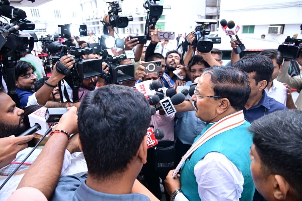 Turning away from issues concerning the public, the SP is merely disrupting the proceedings of the House... Keshav Prasad Maurya
