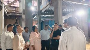 नोडल अधिकारी ने जिलाधिकारी संग गोंडोला में सवार हो रोप-वे का किया निरीक्षण