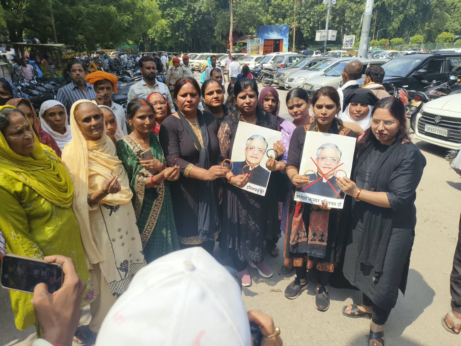 Congress submits memorandum to the President, demands re-investigation and re-polling for the 2024 Varanasi Lok Sabha election.