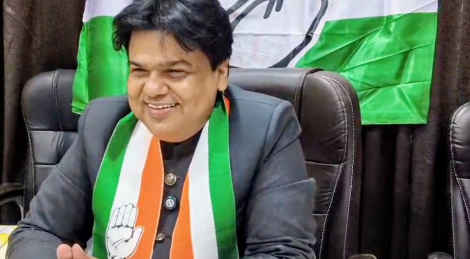 पूर्व आईएएस अधिकारी प्रवीण प्रकाश ने शिक्षा, स्वास्थ्य और रोजगार को बताया विकास की आधारशिला