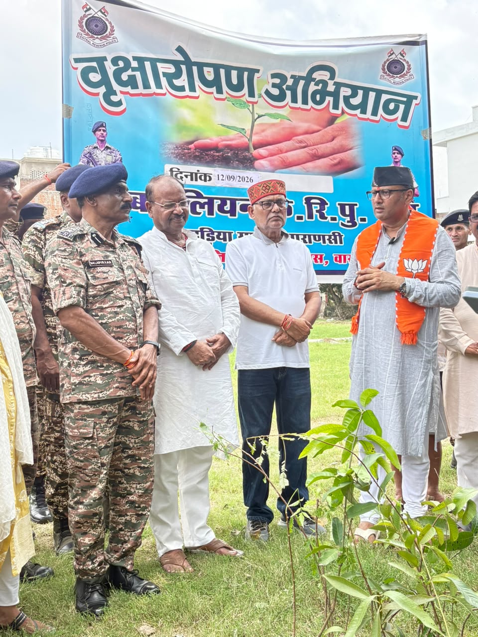 साकेत नगर में चला बृहद स्वच्छता अभियान, जन जागरूकता रैली और पौधरोपण कार्यक्रम आयोजित