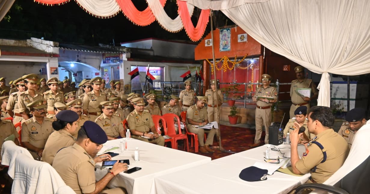 पुलिस आयुक्त मोहित अग्रवाल ने किया थाना कैंट का निरीक्षण, लंबित विवेचनाओं के शीघ्र निस्तारण के दिए निर्देश