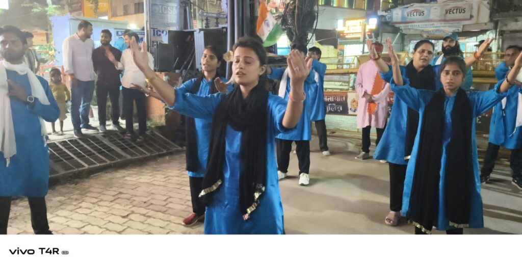 Under the Namo Seva Gatha campaign, the resounding sound of street plays for the people resonated at four major locations.