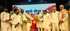 प्रधानमंत्री नरेंद्र मोदी के 25 वर्षों के सामाजिक व सार्वजनिक जीवन पर सनबीम वरुणा में हुआ भव्य नाट्य मंचन