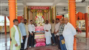 ‘प्रबोध पथ’ के प्रथम चरण में प्रबुद्धजनों ने किया कबीर प्राकट्य स्थली व जनकवि धूमिल के गाँव का दौरा