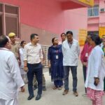 मंडलीय जिला चिकित्सालय के एमसीएच विंग और इमरजेंसी भवन का डीएम ने किया निरीक्षण