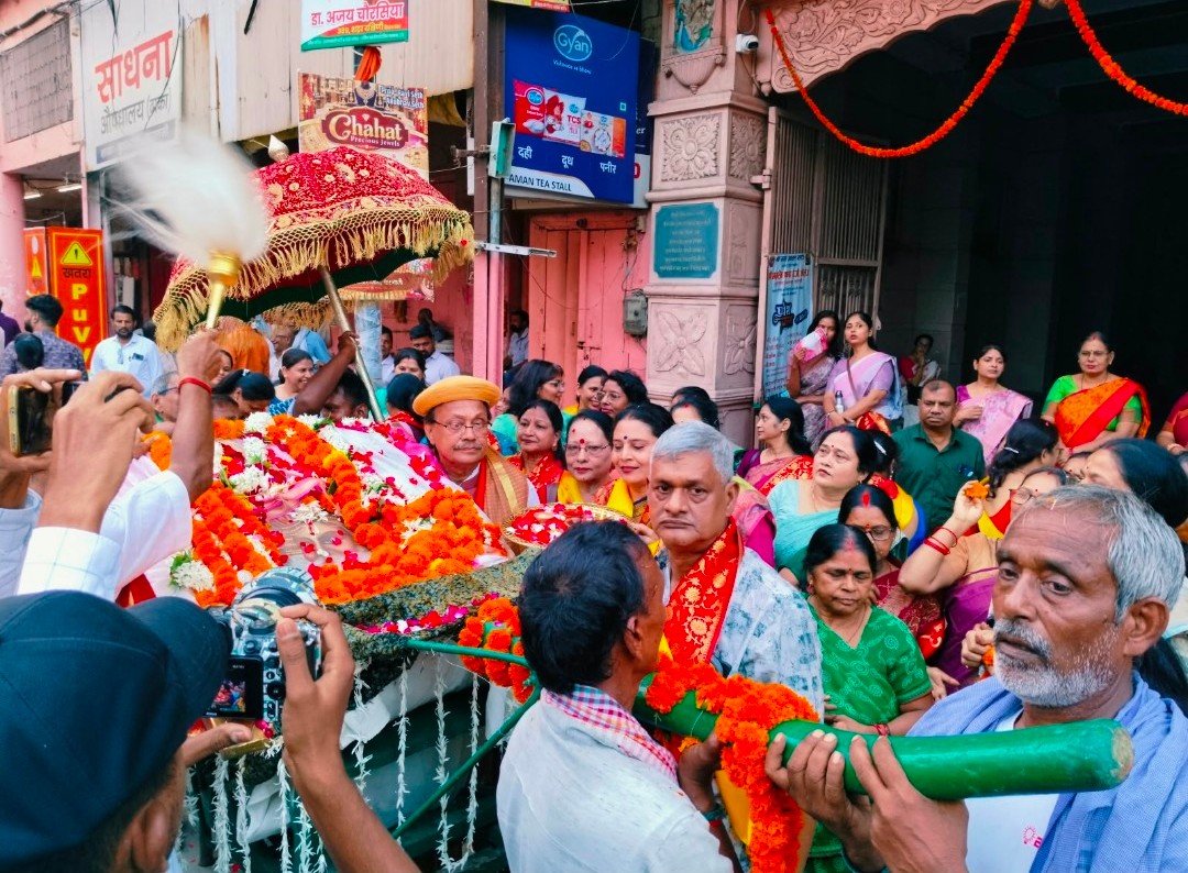 Agrasen Jayanti Celebrated and Grand Procession Taken Out at Shri Agrasen Kanya PG College